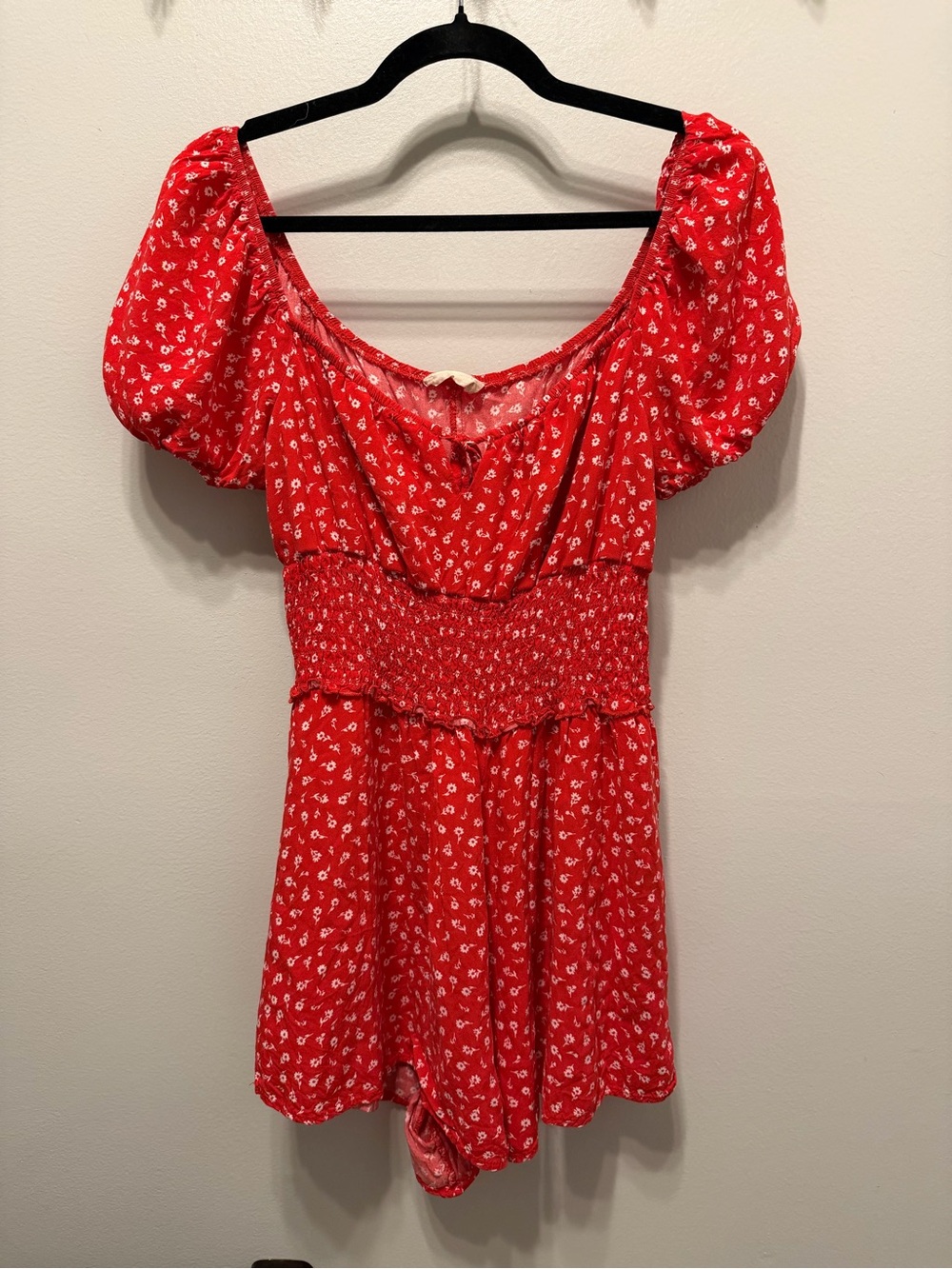 Red Puff-Sleeve Smocked Waist Women’s Romper
